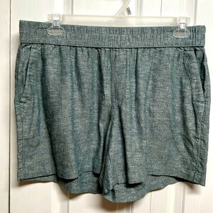 Sonoma Green Mid Rise Ultra Comfort Waistband Shorts Size L NWT